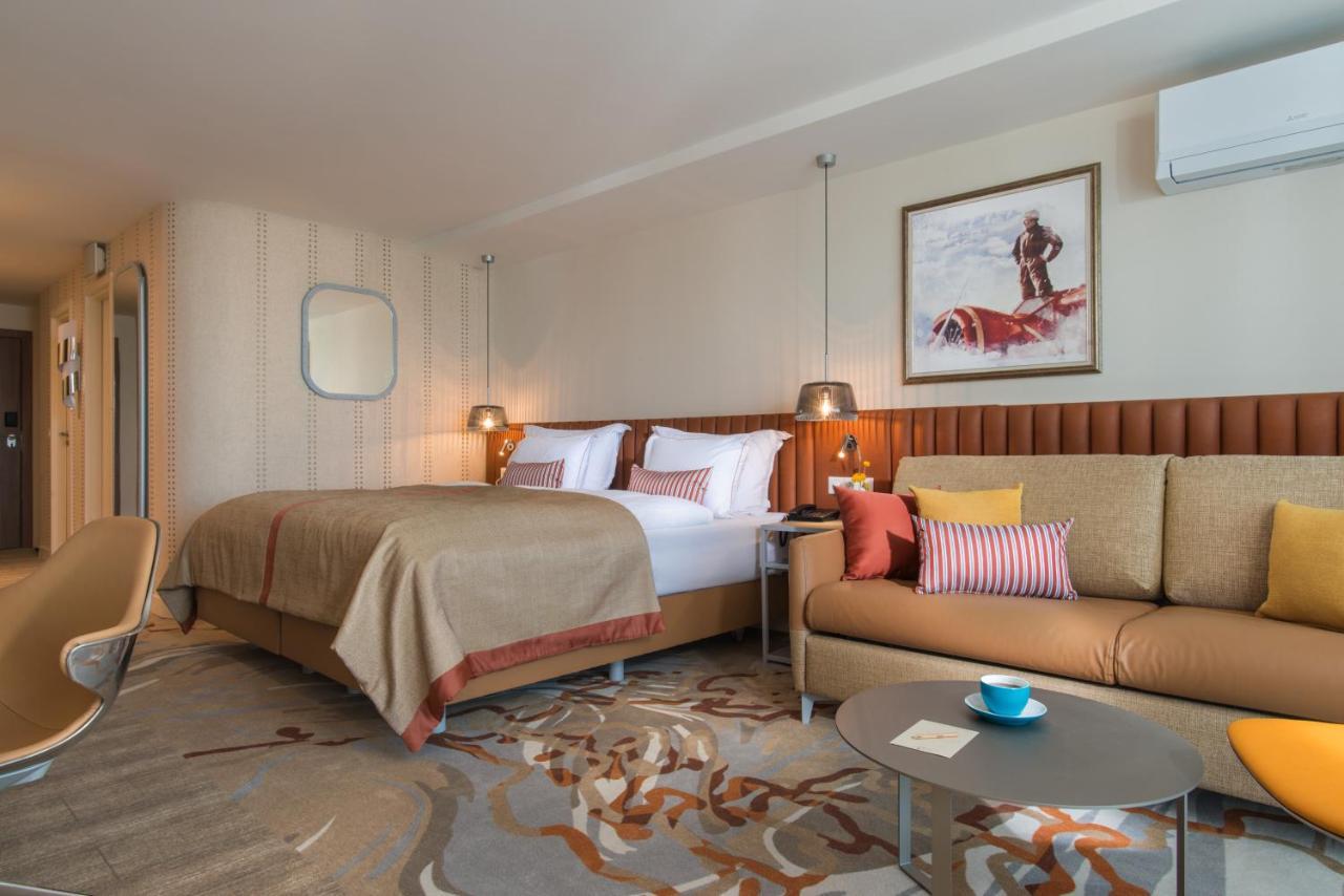 Maritim Hotel Amelia Albena Buitenkant foto